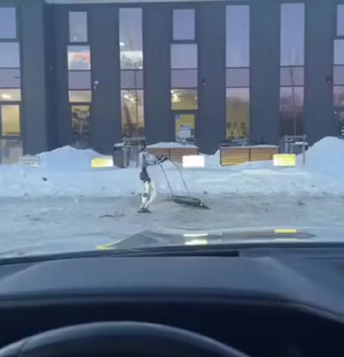 Твою мать б...! Что у вас здесь происходит?⁠⁠