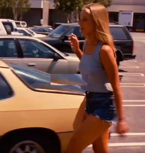 Ну я же говорил, что машина здесь