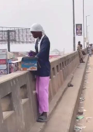 Награда за порядочность