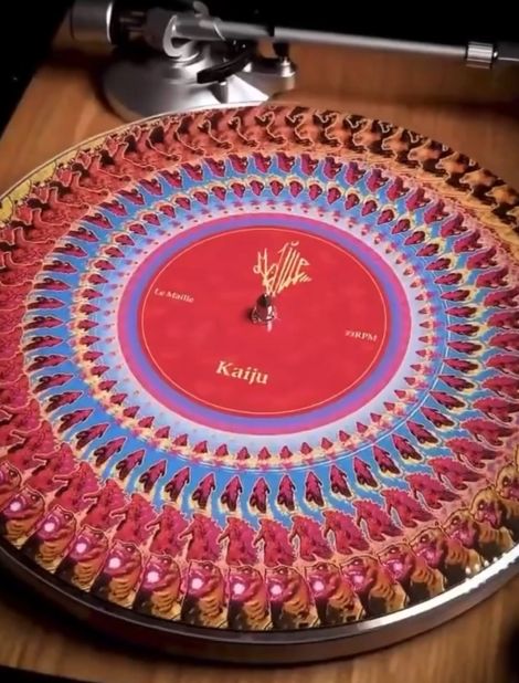 Винил - как произведение искусства (Годзилла / kaiju)