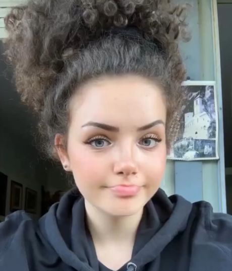 Сербская Рапунцель⁠⁠