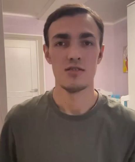 Переломом челюсти и возможной уголовкой закончился спор в родительском чате