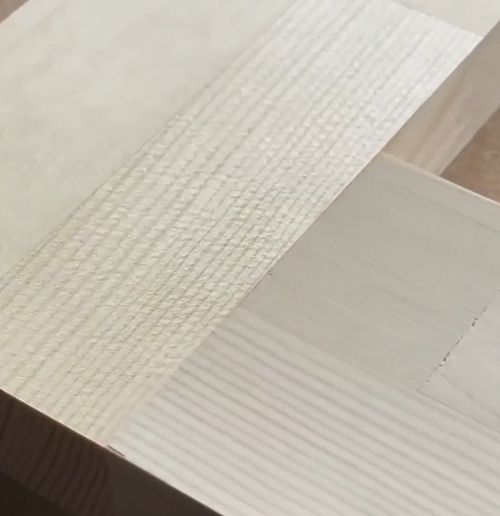 Простое столярное соединение⁠⁠