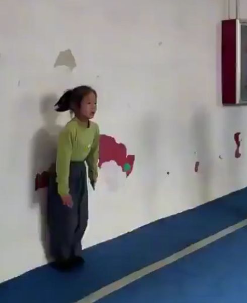 Лёгкая разминка с утра⁠⁠