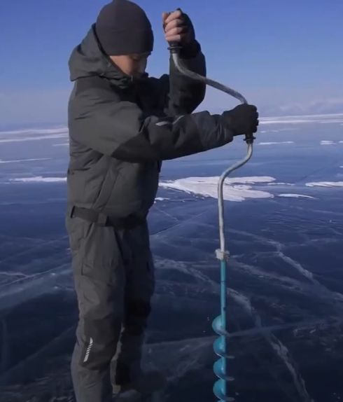 Реальная толщина льда на Байкале⁠⁠