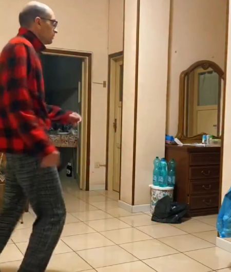 Сначала пишет: Я тебя по ip вычислю