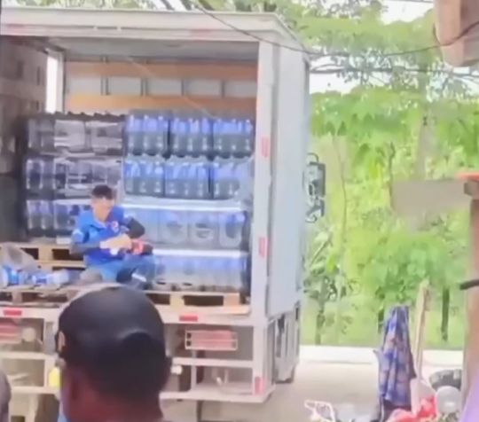 Идеальной рекламы Coca-Cola не существу…