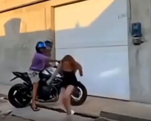 Так не достанься же вам ничего!