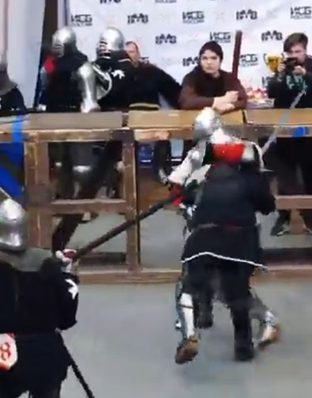 Тюк по кумполу