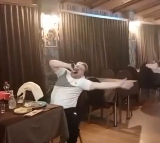 А-а-а! В Африке реки вот такой ширины!