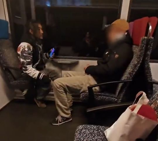 Довыеживался