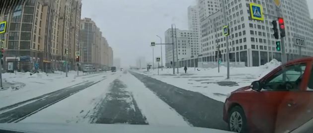 Не первый раз в этом месте переходит