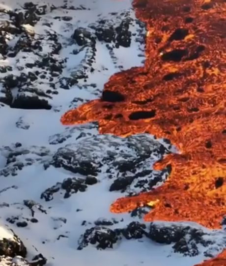 Лава против снега