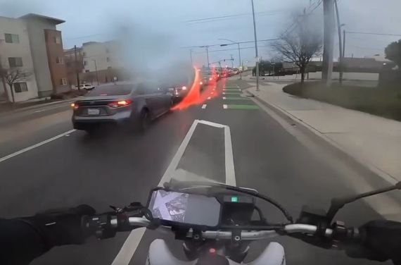 Подловил...⁠⁠