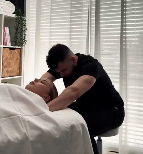 Жаль окончания рассказа нет...⁠⁠