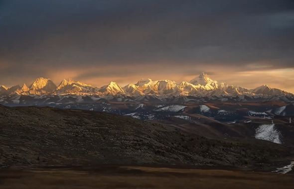 Невероятный вид на Гималаи