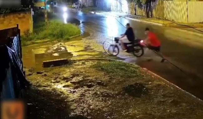 Каков был шанс, что он не попадет ни разу?