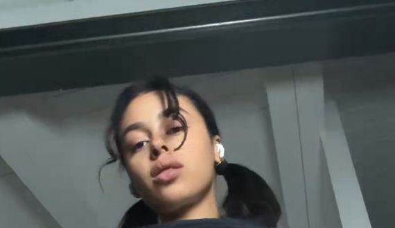 Похотливая девушка