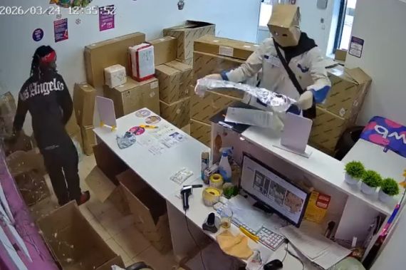 Тролль на ПВЗ WB