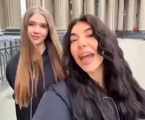 Как случайный ролик в сети принес мировую славу уличному художнику из Петербурга