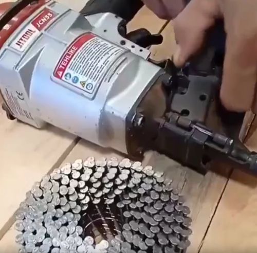 Обойма гвоздей