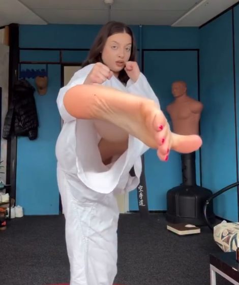 Черный пояс⁠⁠