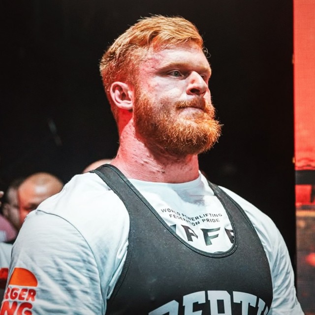 Южноафриканец Колтон Энгельбрехт установил новый мировой рекорд в становой тяге на Siberian Power Show