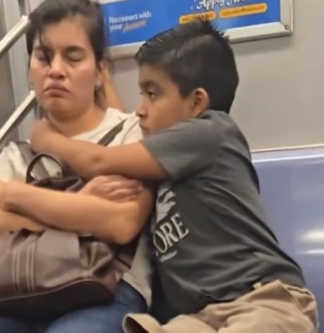 Когда мама устала