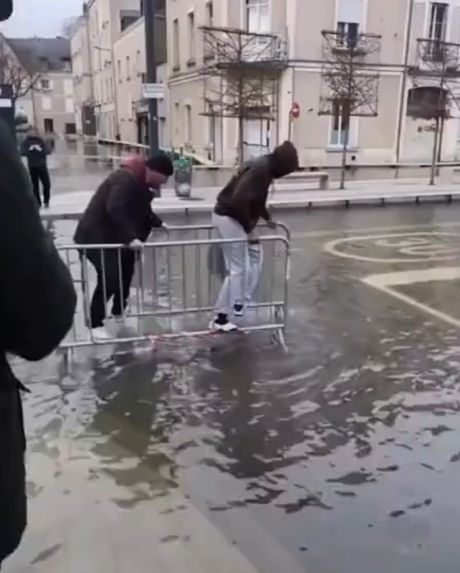 Смекалка и сухие ноги⁠⁠