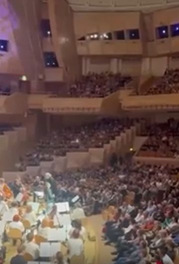 Приятно посмотреть на культурных людей