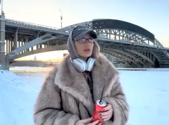 Парни выбирают толстеньких и ненакрашенных девушек, а красивых и ухоженных не замечают