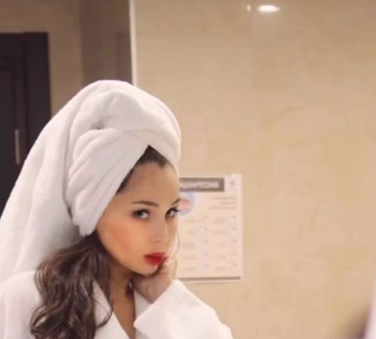 Послушная жена