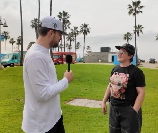 А не помочь ли Елене