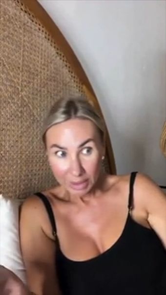 Она очень красивая?