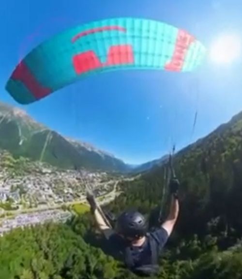 Парашютист чудом выжил после столкновения с зиплайном на юге Франции