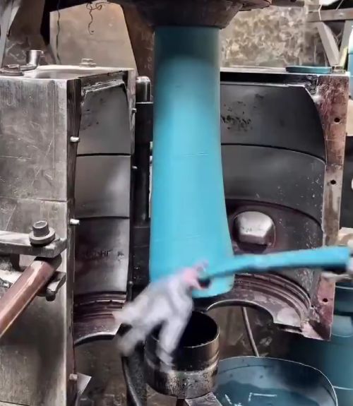 С вас пять тыщь!