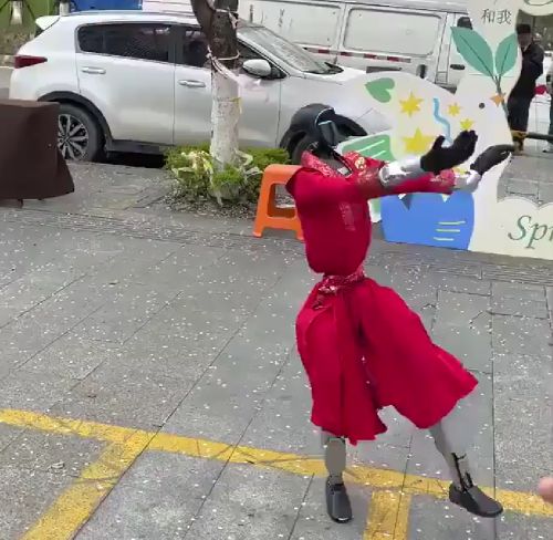 Робот, ты пьян, иди домой