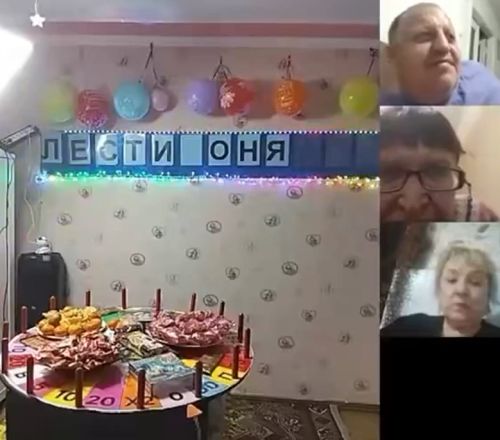 Ааавтомобиль в студию!