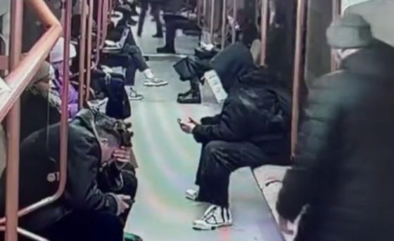 18-летний пацан ограбил женщину на «Петровском парке»