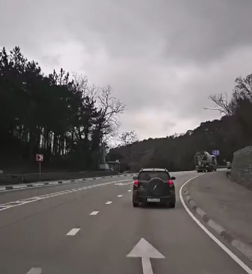 Помогайте людям!