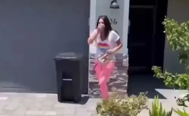 Когда подарил действительно крутую тачку⁠⁠