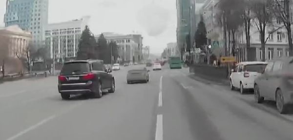 Мерин сивый, зеркала не судьба?