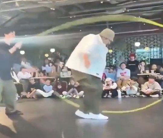 Прыжки через скакалку⁠⁠