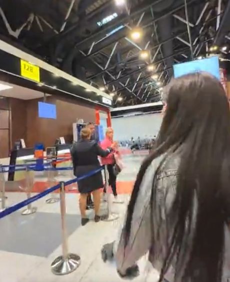 Опоздали и не улетели