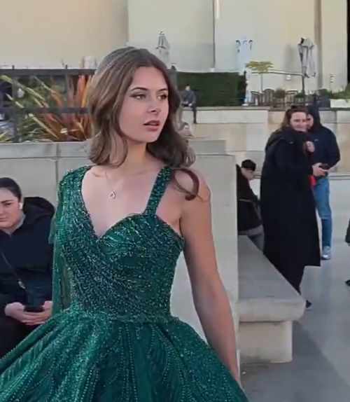 В такого каждая влюбится...