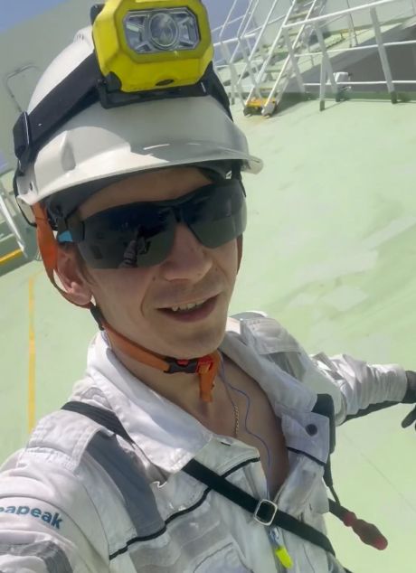 Почему у Джека Воробья такая странная походка?⁠⁠