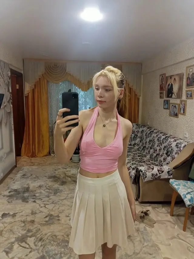 Девушки с WB