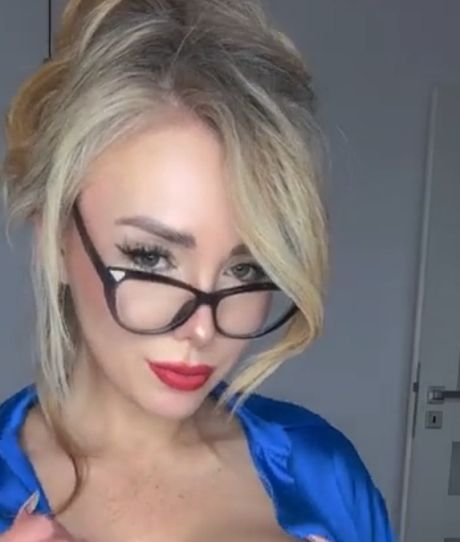 Донателла в очках