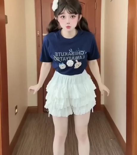 Мальвина, японская, одна штука