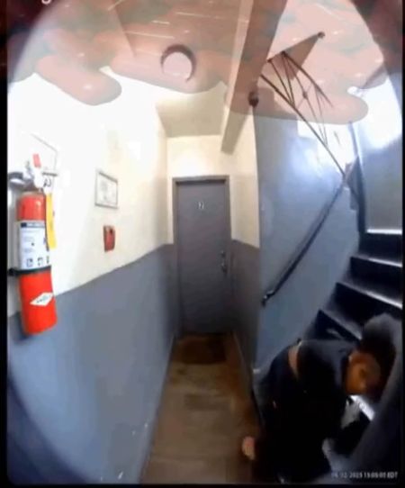 А кто это сделал, куда пропала доставка еды⁠⁠